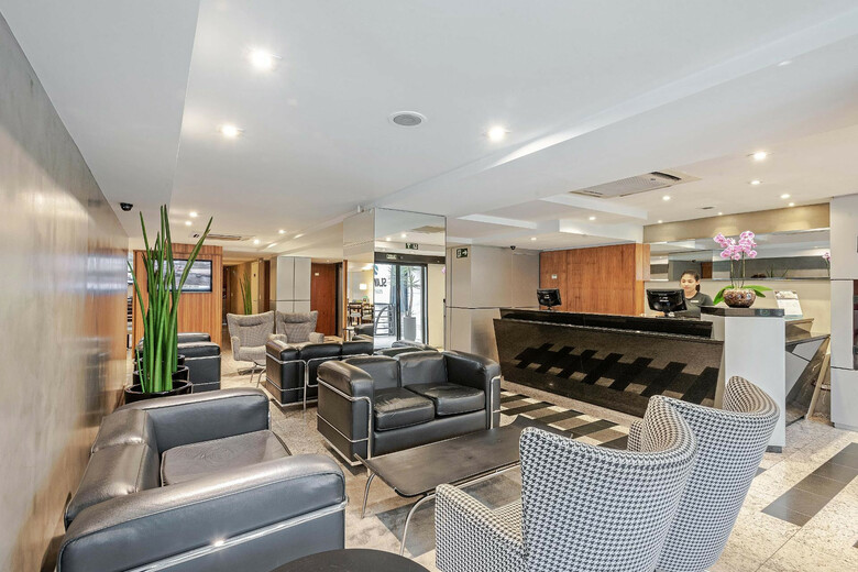 Hotel Slaviero Executive Batel