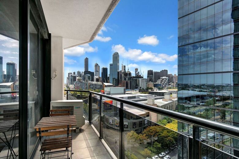 Mj Shortstay Whiteman St Apartments