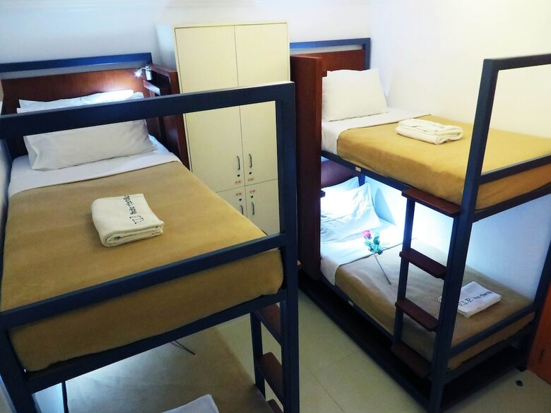 Hostal Vip Suite Hostel - Makati