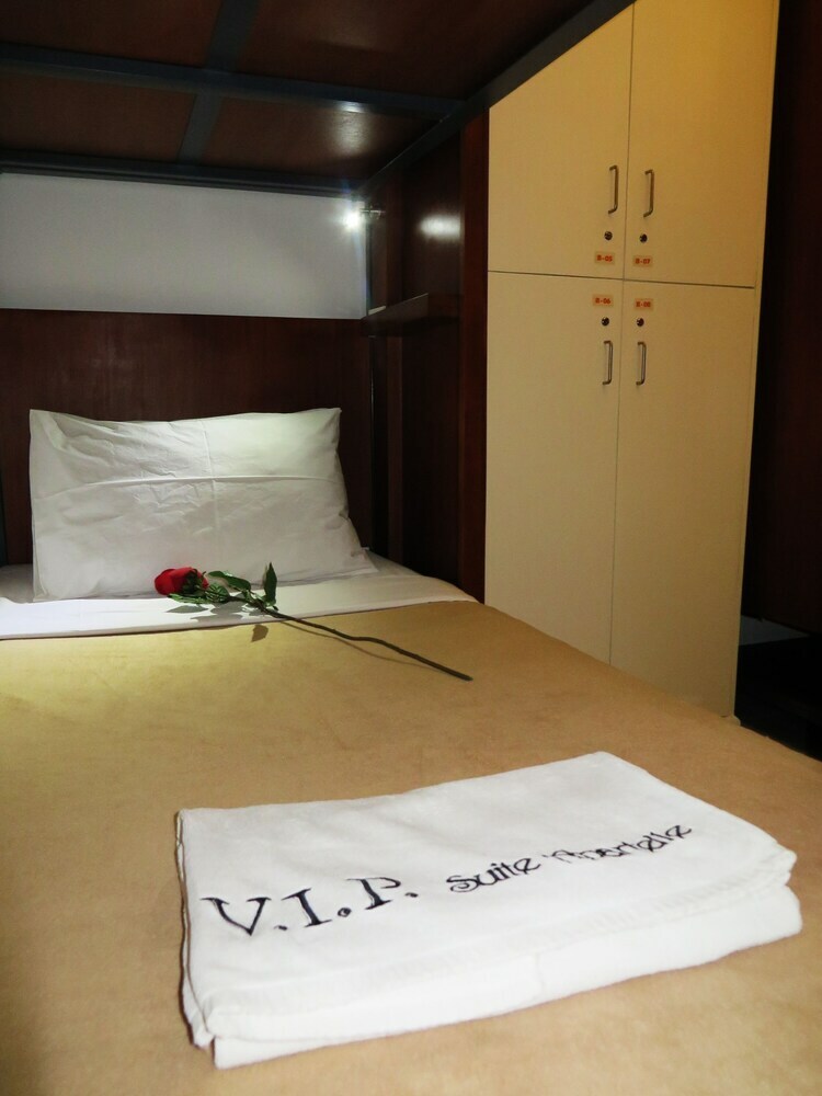 Hostal Vip Suite Hostel - Makati