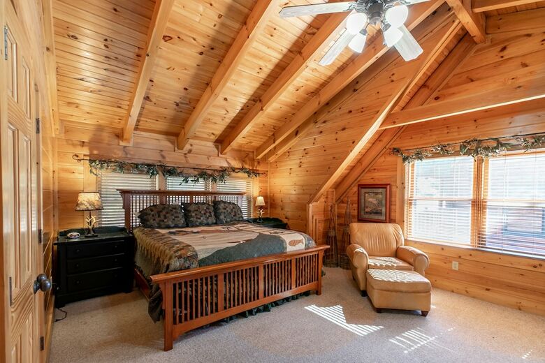 Charming Cabin Hot Tub And Pool Access