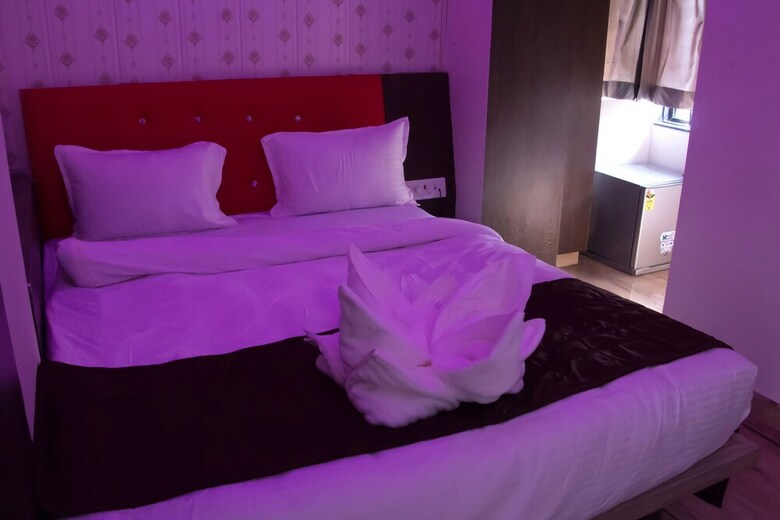 Hotel Shree Palace & Restaurant