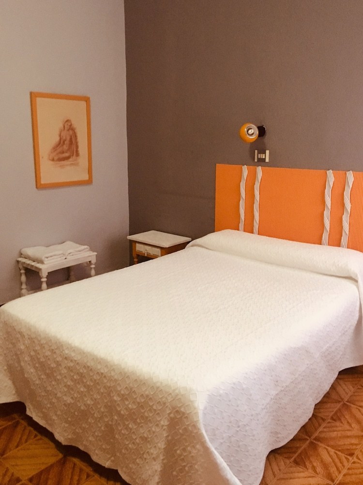 Hostal Nuevo Tropical