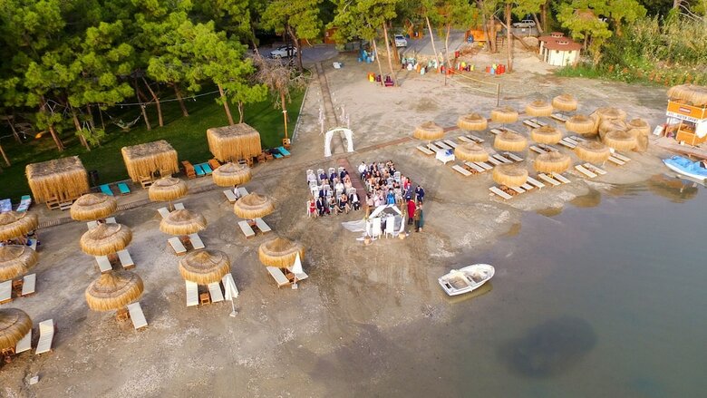 Hotel Green Pine Beach & Bungalows