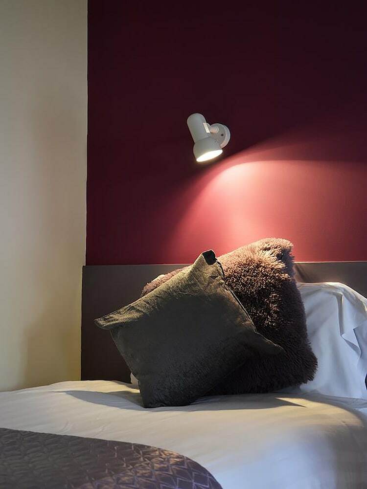 Hotel Killarney Peaks