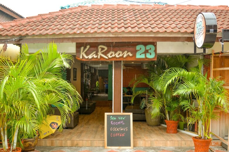 Hotel Karoon23