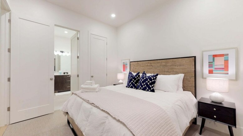 Bloomington Villas