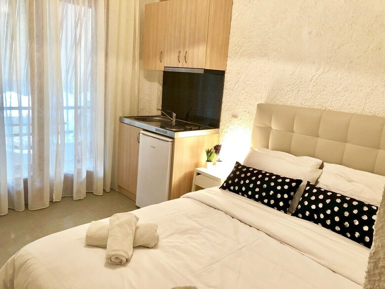 Katerina Apartments