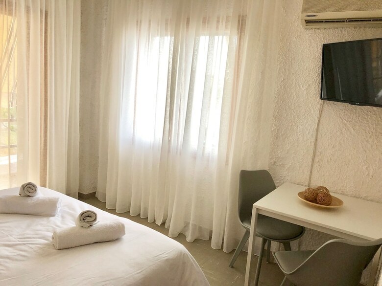 Katerina Apartments