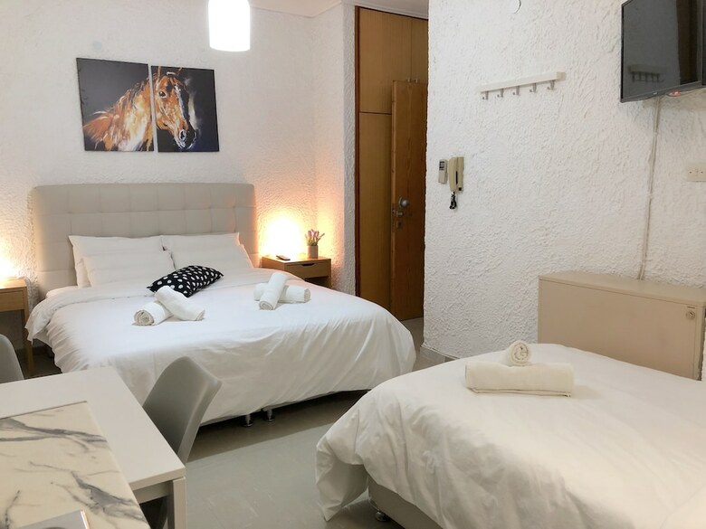 Katerina Apartments