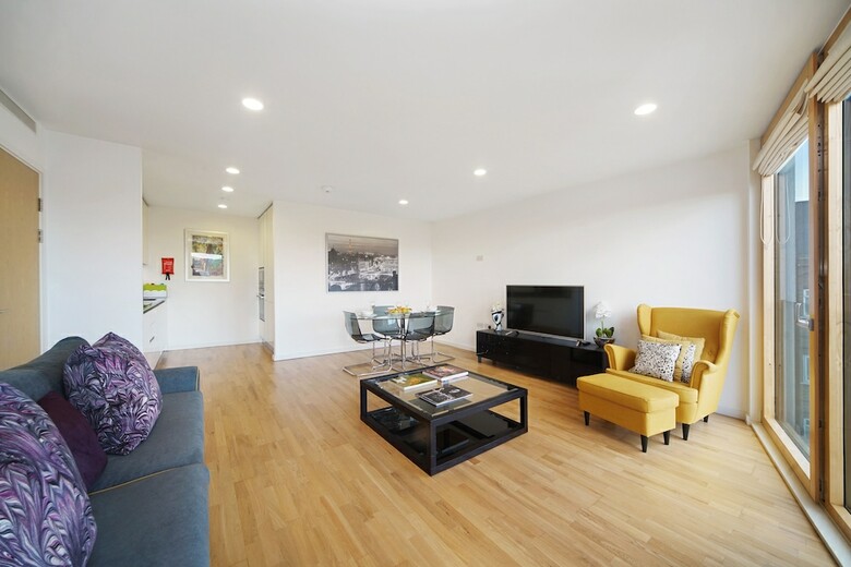 1 Bed Stylish Apartment Free Wifi & Aircon