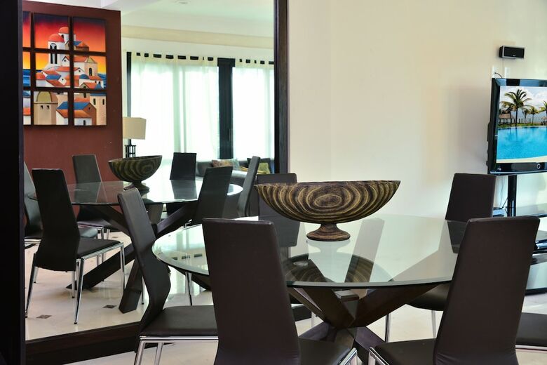 Apartamentos Lotus-6 By Playa District