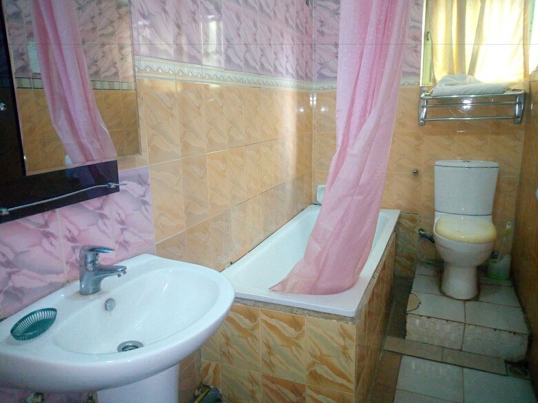 Hotel Sylvia's Place