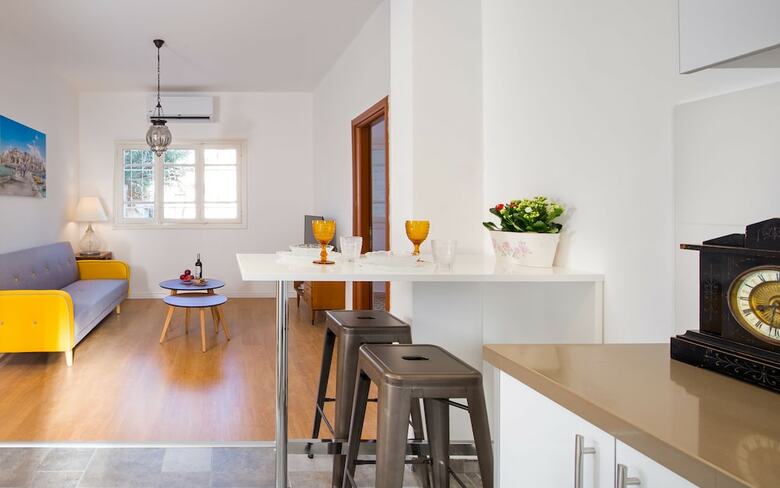 Neve Tzedek Apartments