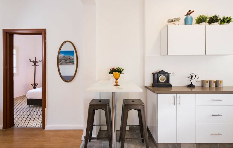 Neve Tzedek Apartments