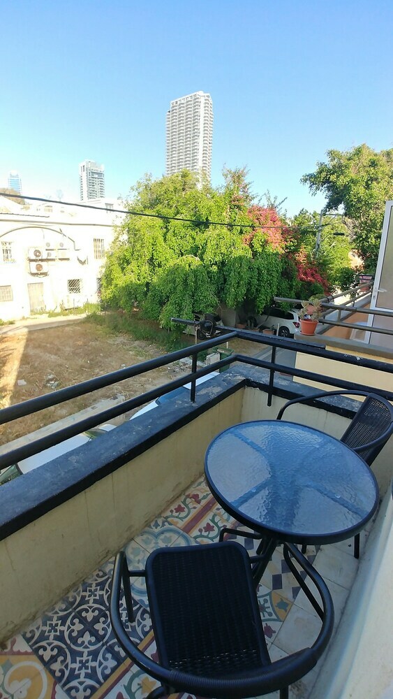 Neve Tzedek Apartments