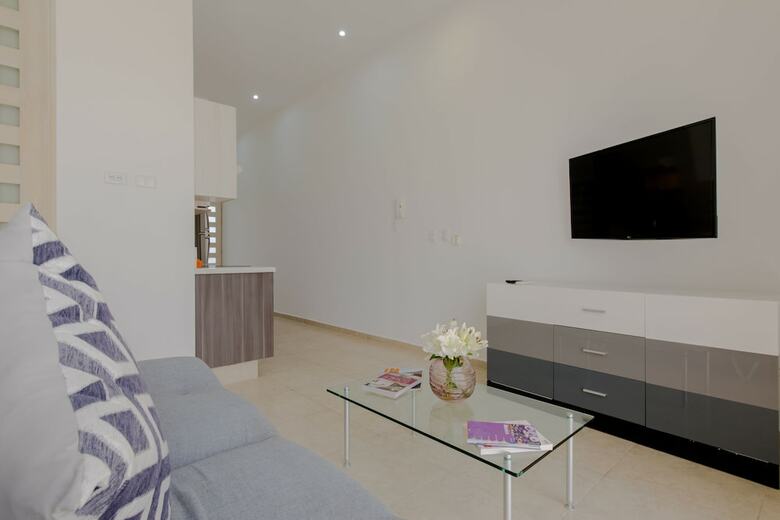 Apartamentos Horizonte By Playa District