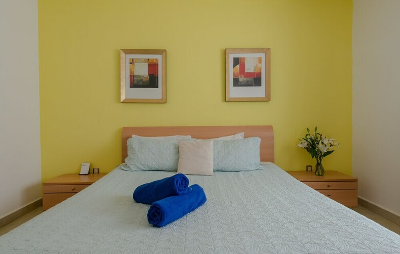Apartamentos Capri By Playa District