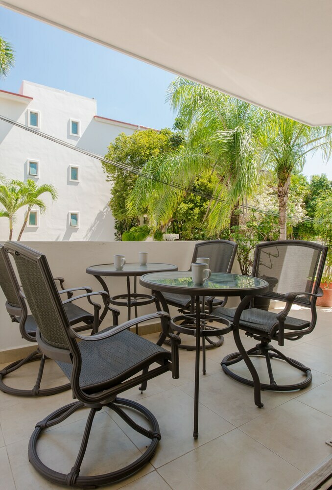 Apartamentos Capri By Playa District