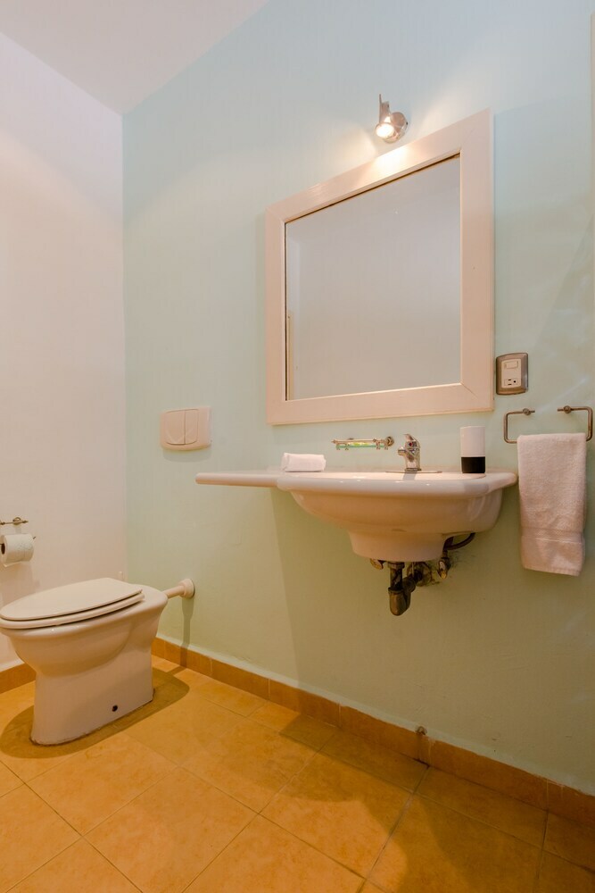 Apartamentos Capri By Playa District