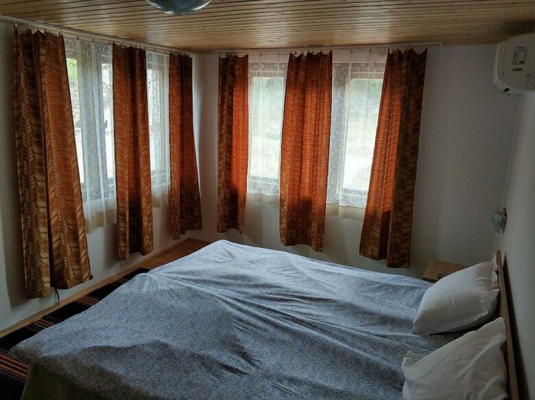 Hotel Guest House Kashtata