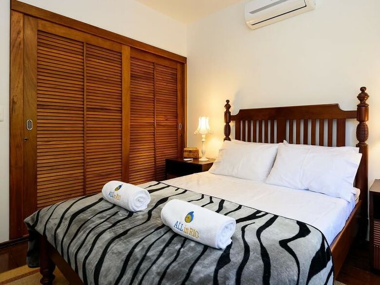 All In Rio - Casa Com �rea Gourmet E Diarista