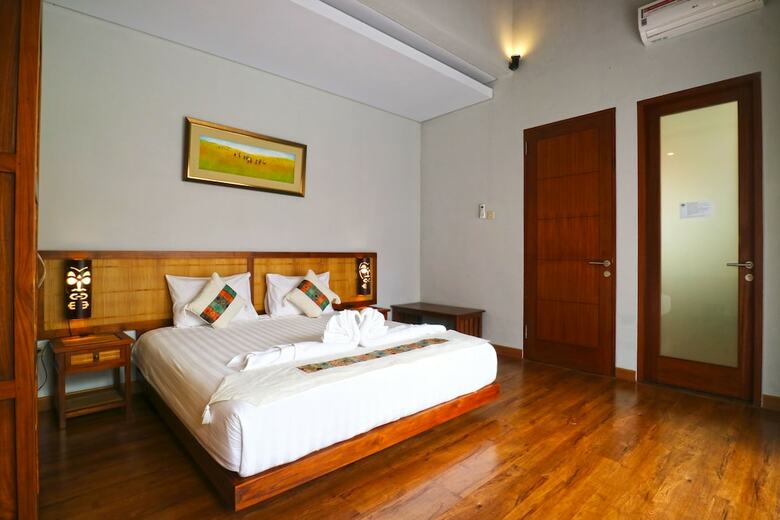 Hotel Toya Villa