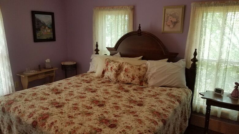 Ozark Country Inn Bed & Breakfast