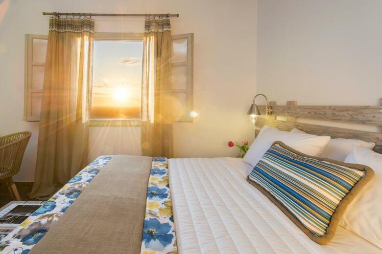 Hotel Caldera's Dolphin Suites