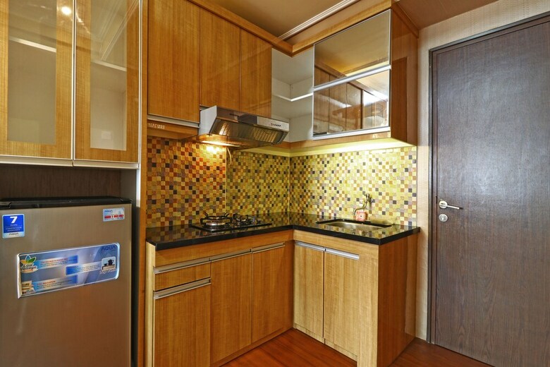 The Suite Metro Apartment - King Property