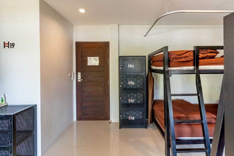 Hostal Litera Hostel ? Adults Only