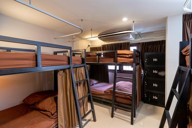 Hostal Litera Hostel ? Adults Only
