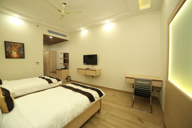 Green Palms Hotel