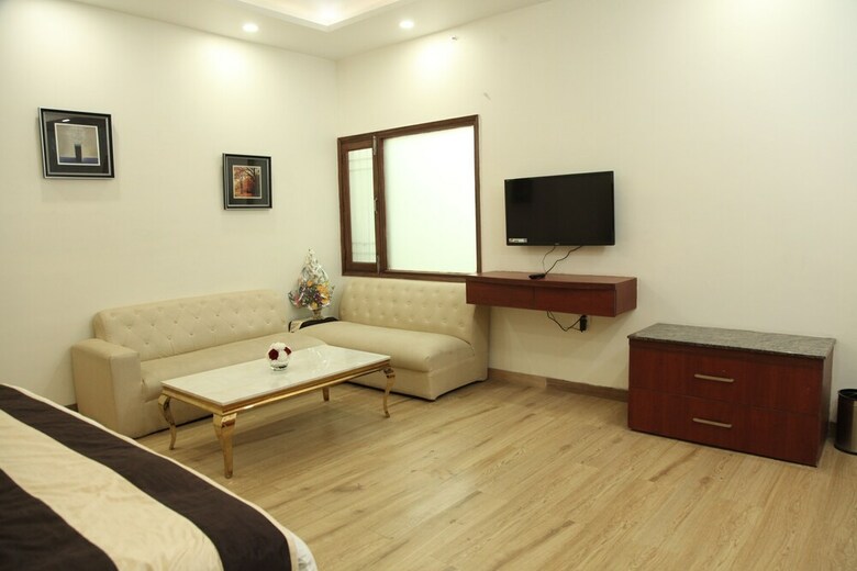 Green Palms Hotel
