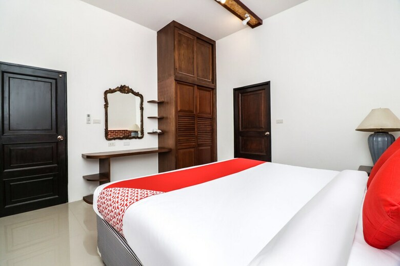 Oyo 119 Baan Noppadol Hua Hin Loft Hotel