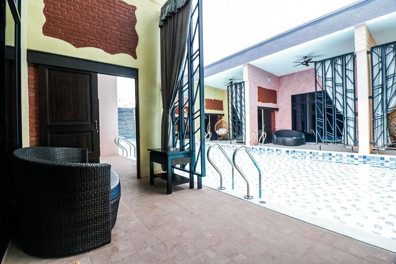 Oyo 119 Baan Noppadol Hua Hin Loft Hotel