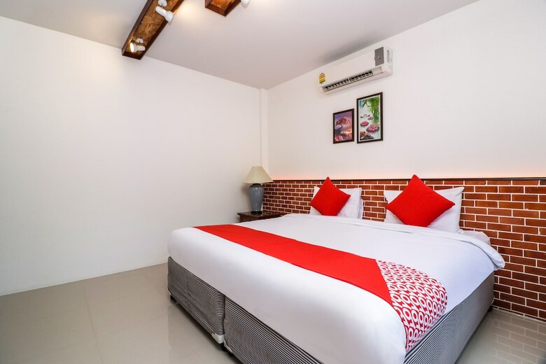 Oyo 119 Baan Noppadol Hua Hin Loft Hotel