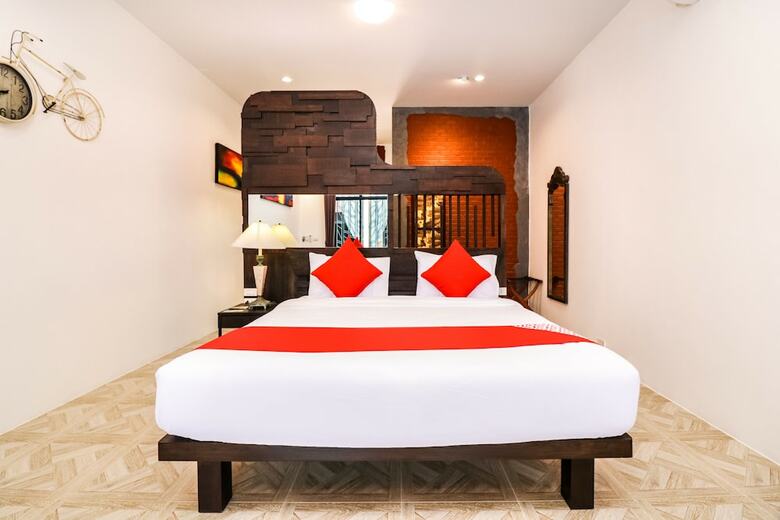 Oyo 119 Baan Noppadol Hua Hin Loft Hotel
