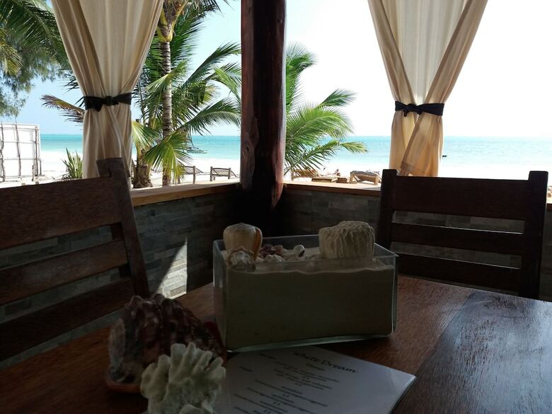 Posada White Dream Lodge & Restaurant