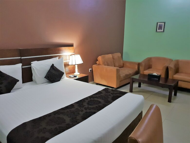 Serendib Hotel And Suites