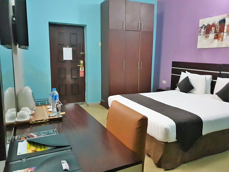 Serendib Hotel And Suites