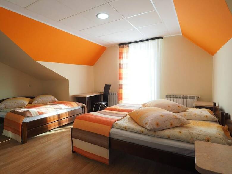 Hotel Dw Poronianka