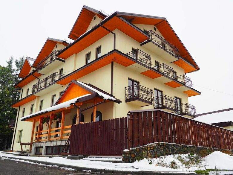 Hotel Dw Poronianka