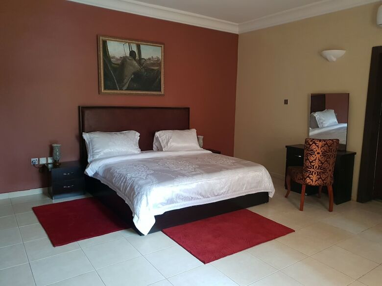 Aparthotel Serendib Hotel And Apartments