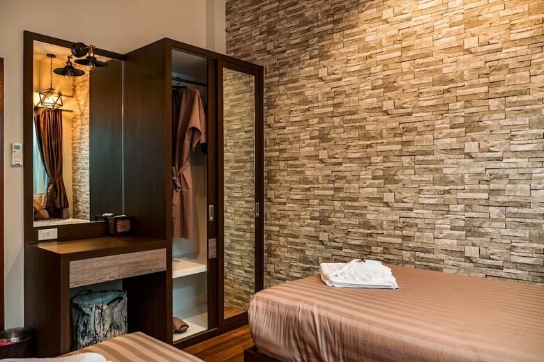 Kg Private Pool Villas Soi Nine