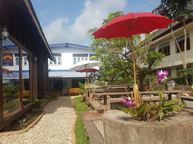 Hostal Ban Himwat Hostel