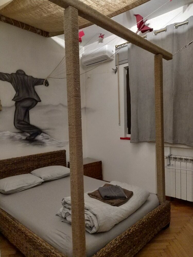 Hostal Bauhaus Bucharest