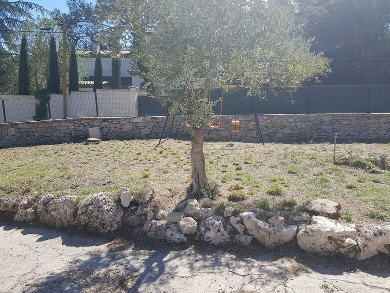 Hotel En Pleine Nature � N�mes Avec Piscine
