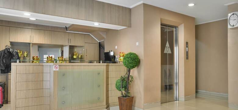 Hotel Zen Rooms Mangga Besar 8