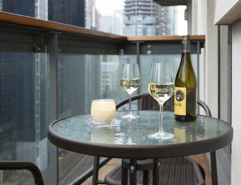 Royal Crossharbour Apartment